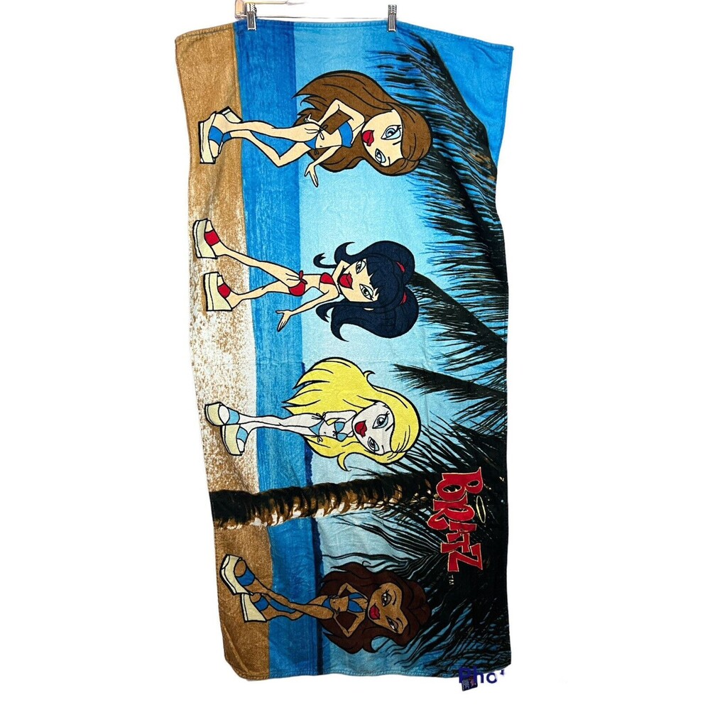Bratz Dolls 2004‎ Beach Towel 27”x 54” Beach Scene